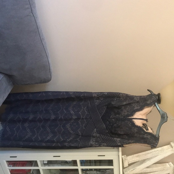 Tadashi shoji lace dress - Picture 2 of 6